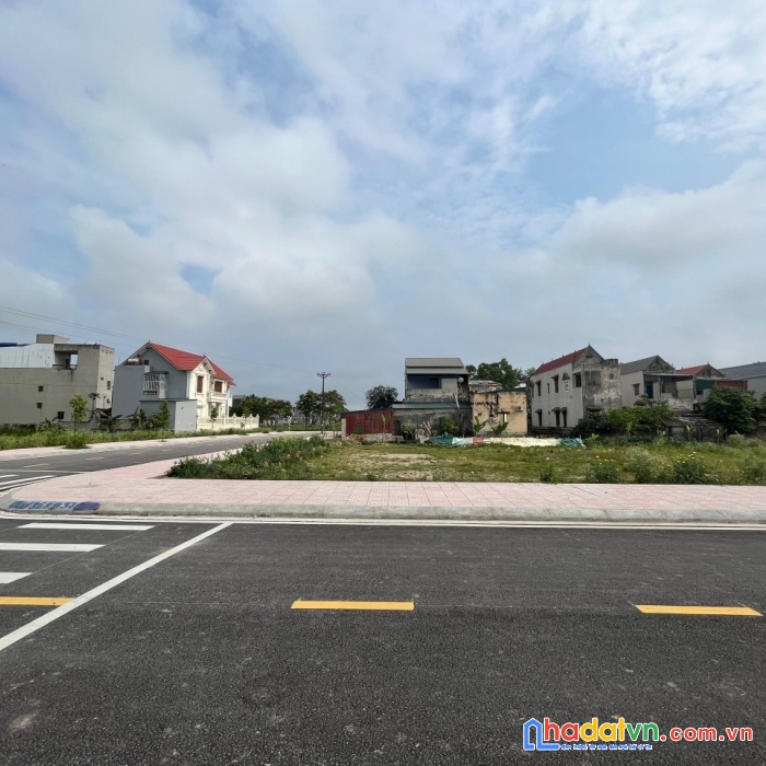 Đất nền thị trấn tân phong, chỉ 8 triệu/m2 bao sổ đỏ