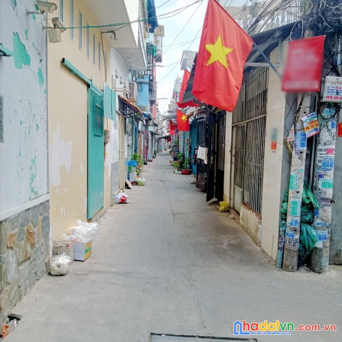 Nhà bán hẻm c1 phạm hùng xã bình hưng- bình chánh - giá : 1.7 tỷ