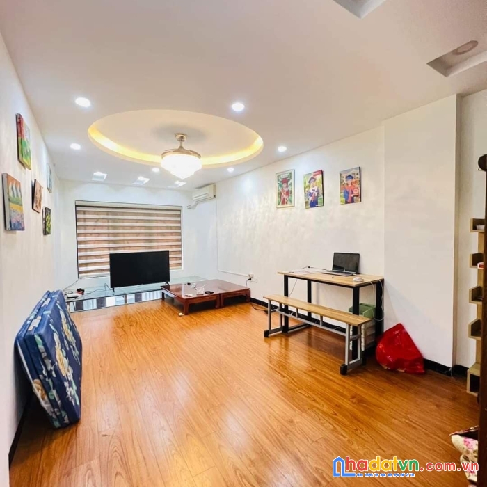 Bán nhà mới đẹp chính kinh thanh xuân 30m 6 tầng ngay sát ô tô tránh 4.5 tỷ