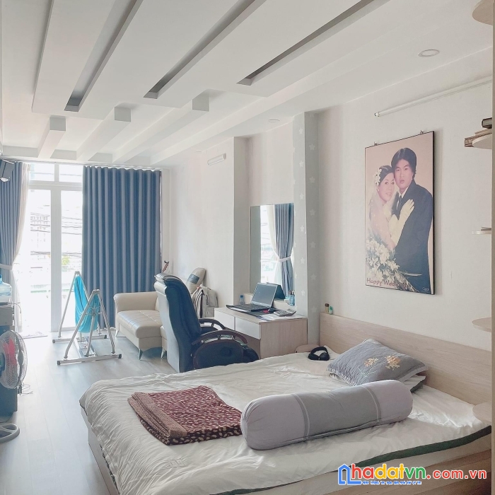 Bán nhà mặt tiền đang kd đặng văn ngữ, pn, khu sầm uất, 4 tầng, 4pn, 45m2, 12 tỷ