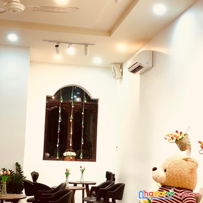 Cần sang quán cafe 183m2 hẻm/1 nguyễn an ninh do gia đình có việc nên ngừng kinh doanh muốn sang