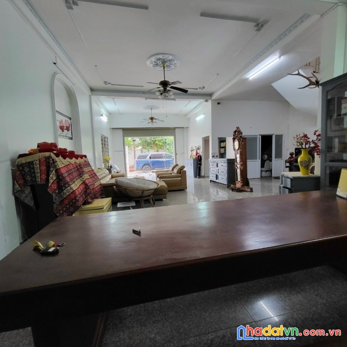 Giảm mạnh 3 tỷ !!! bán gấp biệt thự bình lợi 3 tấm 110m2 view sông chỉ 11,5 tỷ tl