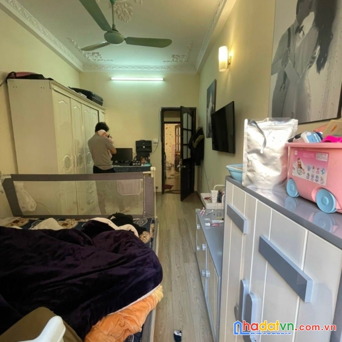 Bán nhà ngõ rộng nguyễn phúc lai đống đa 40mx 4 tầng ngay sát ô tô 4.5 tỷ