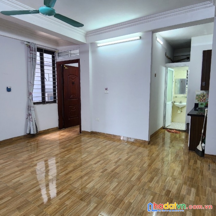 Ccmn siêu sang phố nguyễn đình hoàn, cầu giấy.