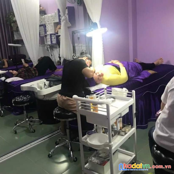 Do mình phải di cư sang nước ngoài sinh sống nên mình sang lại tiệm làm tóc, spa, nail tại mặt