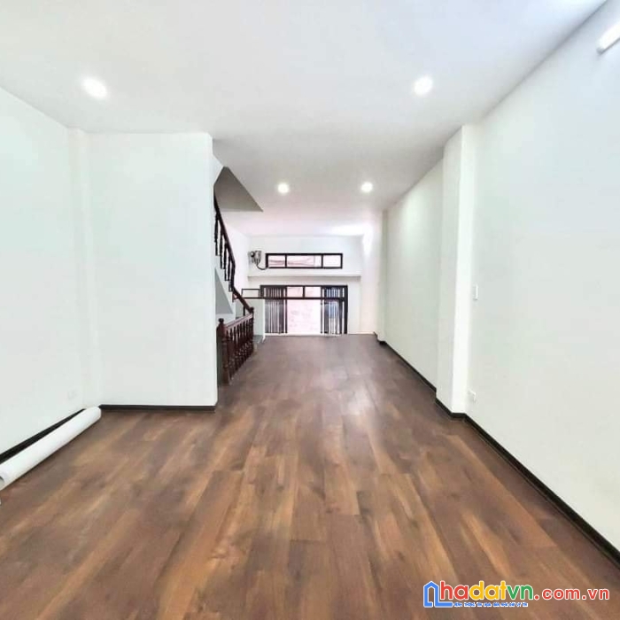 Bán nhà trần duy hưng 50m x 5 tầng, mt: 4m