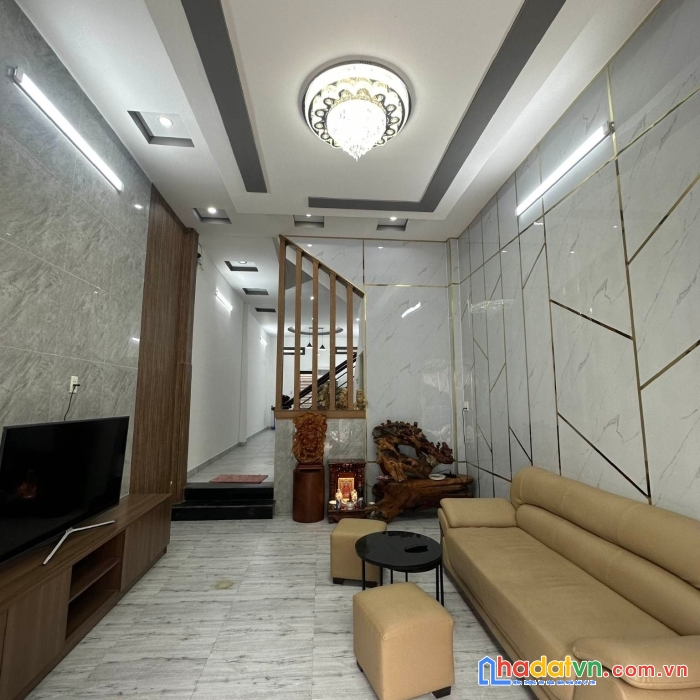 Bán nhà hxh, kế bên aeon bình tân 3 tầng 67m2 chỉnh nhỉnh 7 tỷ