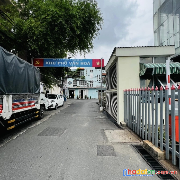 Nhà bán sau căn mặt tiền phạm văn đồng, ngay cv gia định nhỉnh 6 tỷ xe hơi vào nhà