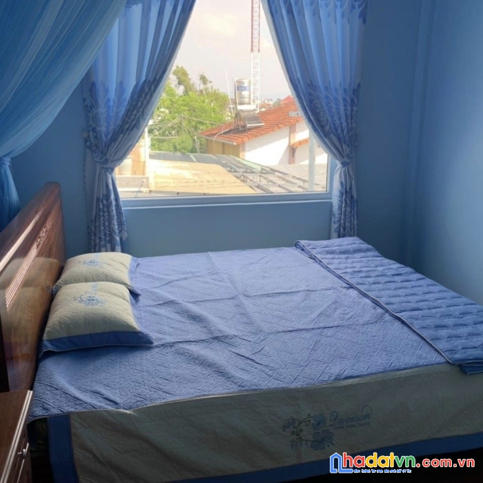 Bán gấp nhà đẹp đường nguyễn trung trực, đà lạt view toàn thành phố cực đẹp