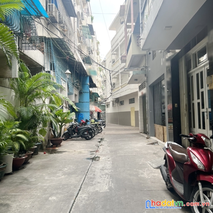 Bán chung cư 171 nguyễn tri phương p8q5 - giá : 2.6 tỷ