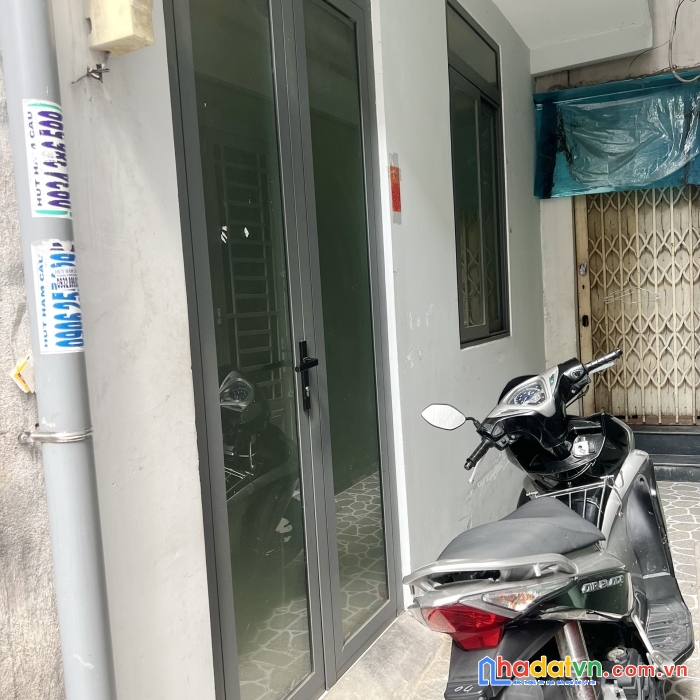 Nhà 2 tầng hẻm 247 đường bà hạt p4q10 - giá : 3 tỷ (tl)