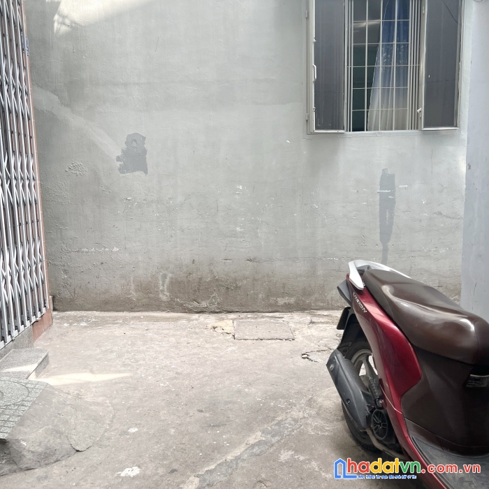 Nhà 2 tầng hẻm 247 đường bà hạt p4q10 - giá : 3 tỷ (tl)