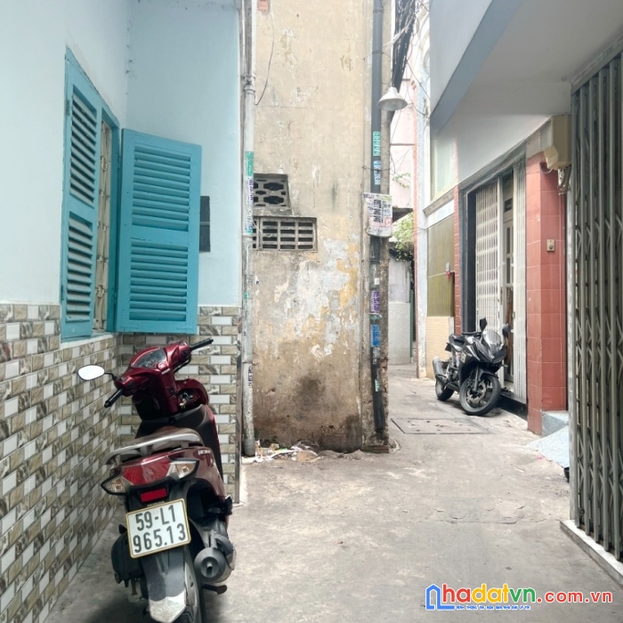 Nhà 2 tầng hẻm 247 đường bà hạt p4q10 - giá : 3 tỷ (tl)