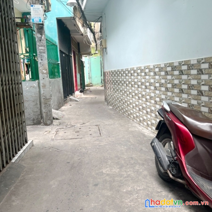 Nhà 2 tầng hẻm 247 đường bà hạt p4q10 - giá : 3 tỷ (tl)