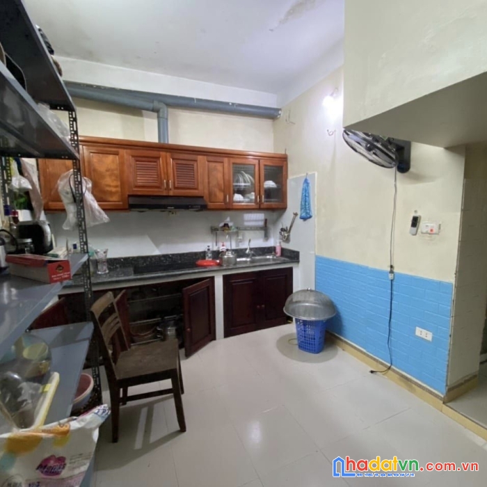 Cho thuê nhà mặt phố nguyễn quý đức - thanh xuân, ô tô, kinh doanh, 65m2, 3 tầng, 18tr/tháng.