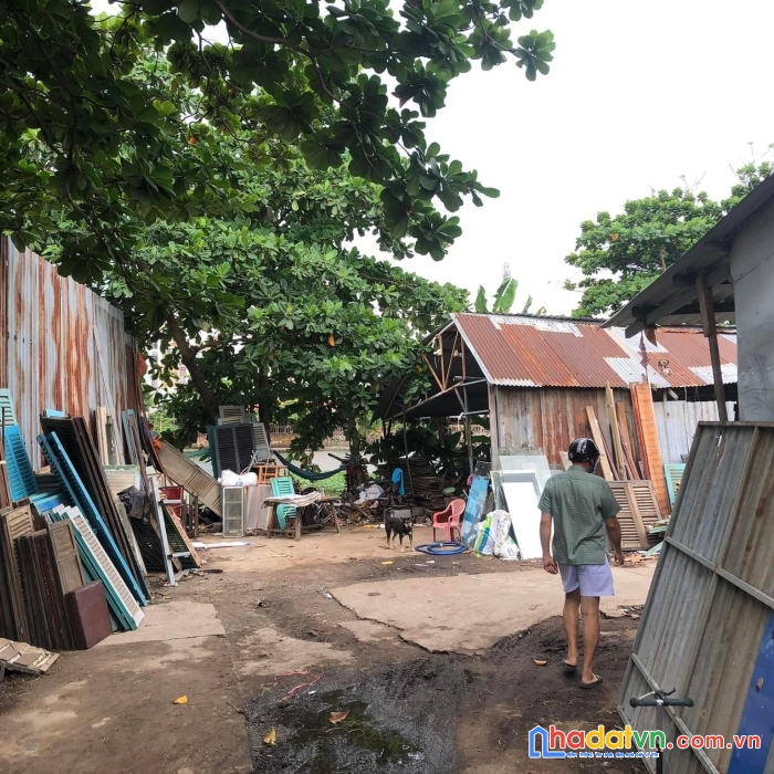 Nhà có dòng thu nhập hàng tháng 200tr-- sau lưng chợ tân quy-quận 7