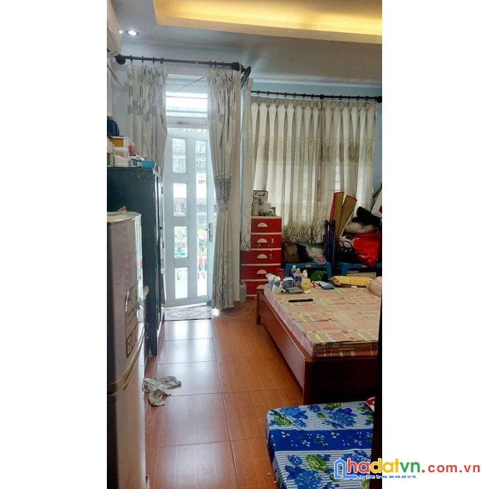 Bán nhà đường bình trị đông, 3 tầng, 80m2 hẻm xe tải,chỉ 5 tỷ.