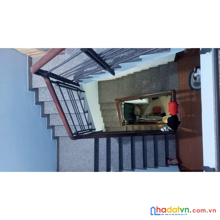 Bán nhà đường bình trị đông, 3 tầng, 80m2 hẻm xe tải,chỉ 5 tỷ.