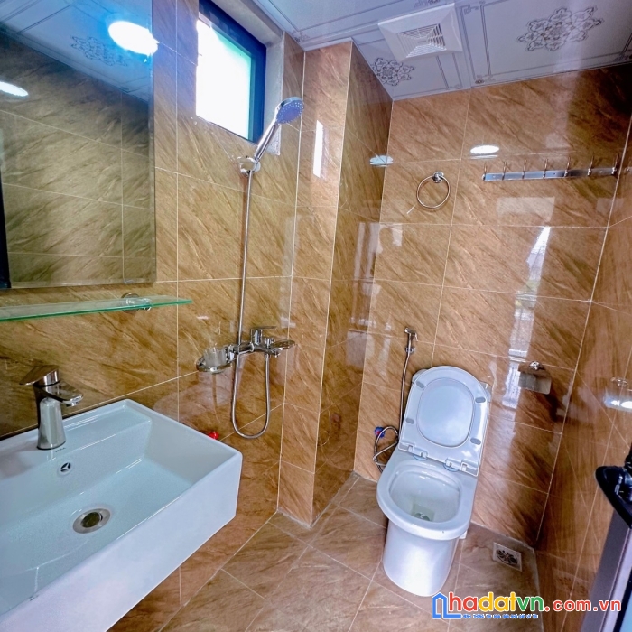 Siêu phẩm dòng tiền phạm văn đồng 65m 5t 13 căn hộ kk giá chỉ 11.7 tỷ