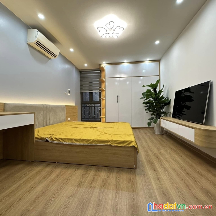 Ô tô đỗ cửa,35m,  5 tầng xây mới bạch mai, võ thị sáu, hai bà trưng. giá hợp lý.