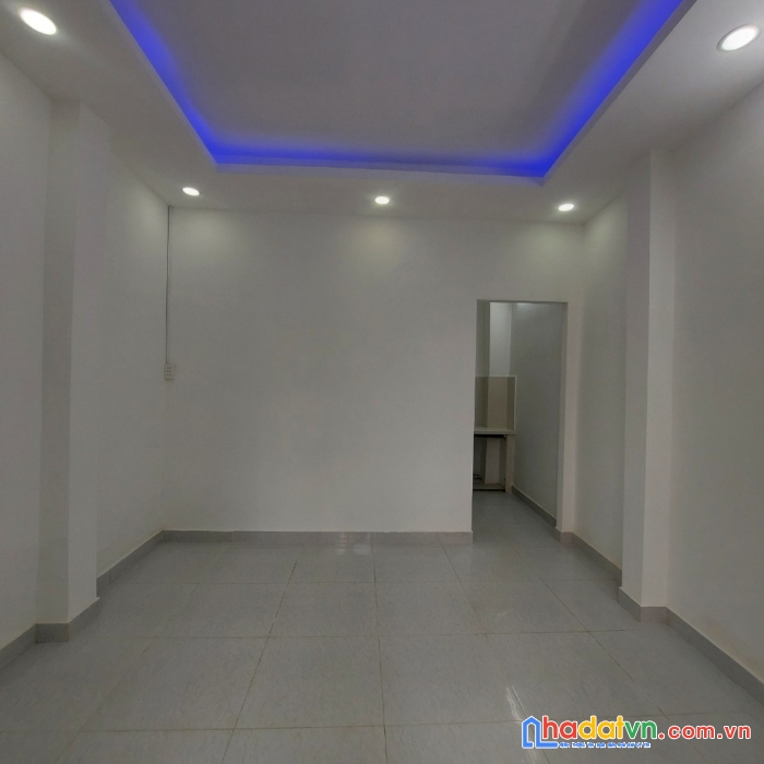 Bán gấp nhà hẻm thông đường lò siêu, p13, quận 11