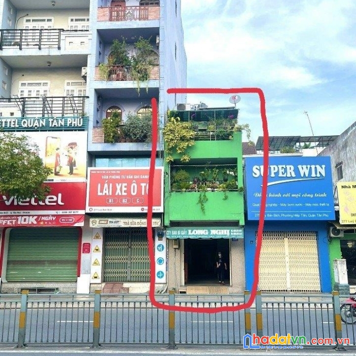 Chính chủ bán gấp căn nhà mặt tiền đẹp tại quận tân phú tp hcm
