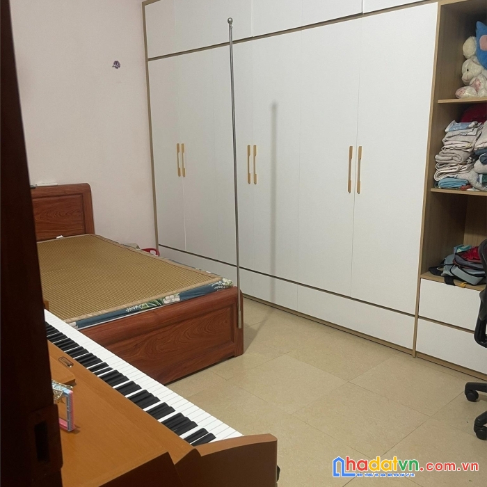 Nhà chính chủ  bán gấp nhà đẹp hướng bắc - giá tốt vị trí tại tp. thanh hóa.