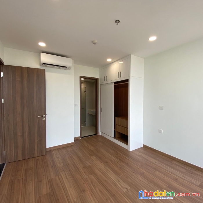 Cần bán căn hộ cc cao cấp eco green saigon quận 7