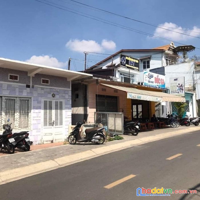 Hạ ngay 10 tỷ bán lô đất 17m mặt tiền tại cổng ga đà lạt!