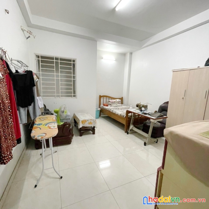 Nhà bán 2 tầng hẻm 154 âu dương lân p3q8 - giá : 5 tỷ