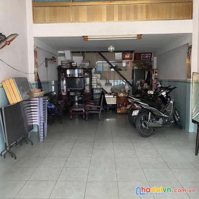 Bán gấp nhà mt tân trang, p.9, tân bình. vị trí kinh doanh cực sung !