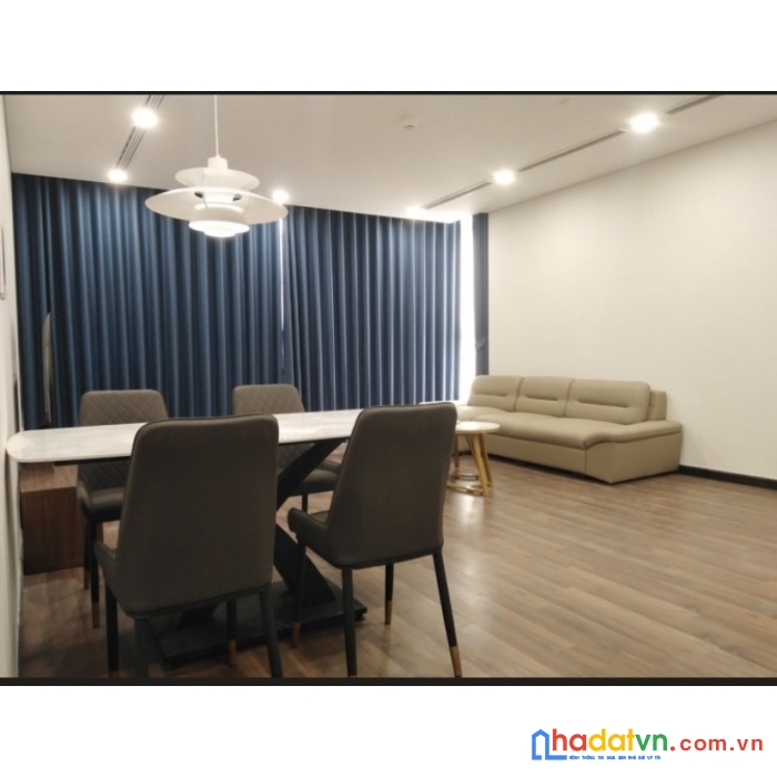 Bán cawnn3pn 110m2 goldmark city 3ty7 bán trong tuần lh 0394392185