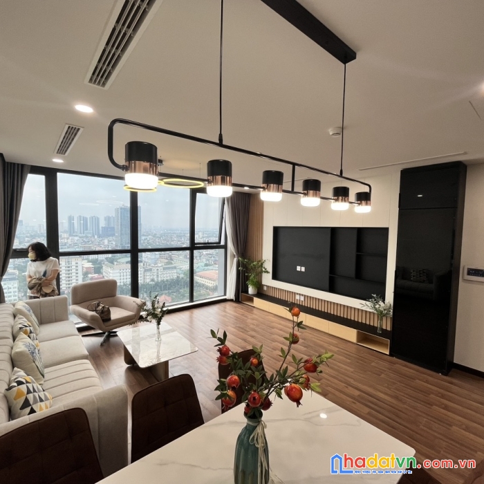 Bán cawnn3pn 110m2 goldmark city 3ty7 bán trong tuần lh 0394392185