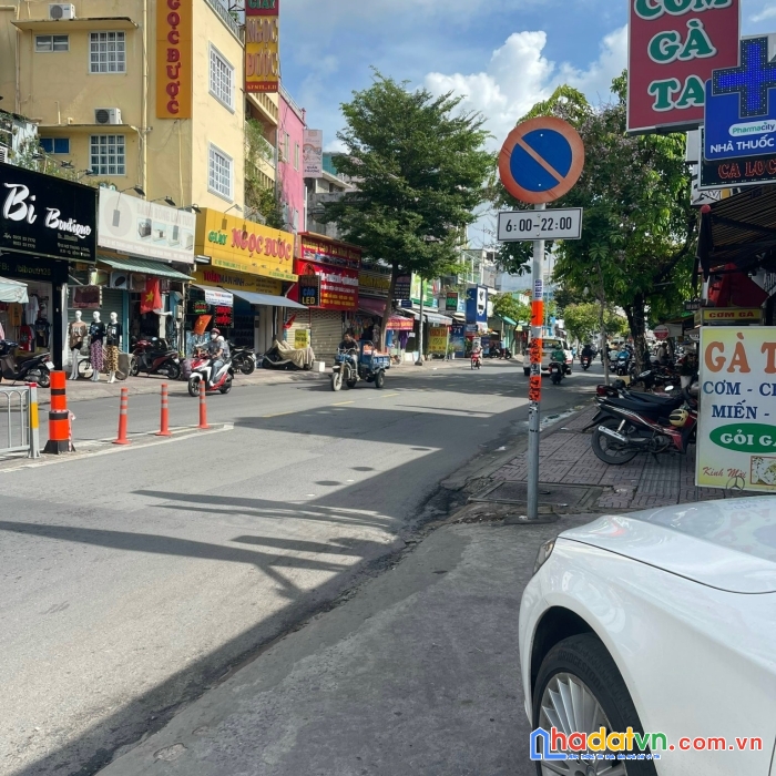 Mặt tiền ngay góc ngã 5 nơ trang long q.bình thạnh 11x25m xây building - chdv chỉ 150tr/m2
