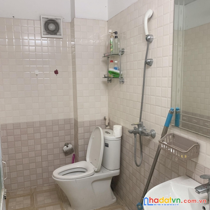 Bán gấp nhà phố vạn kiếp tặng nội thất 35m 5 tầng mt 4m chỉ 2,7 tỷ.