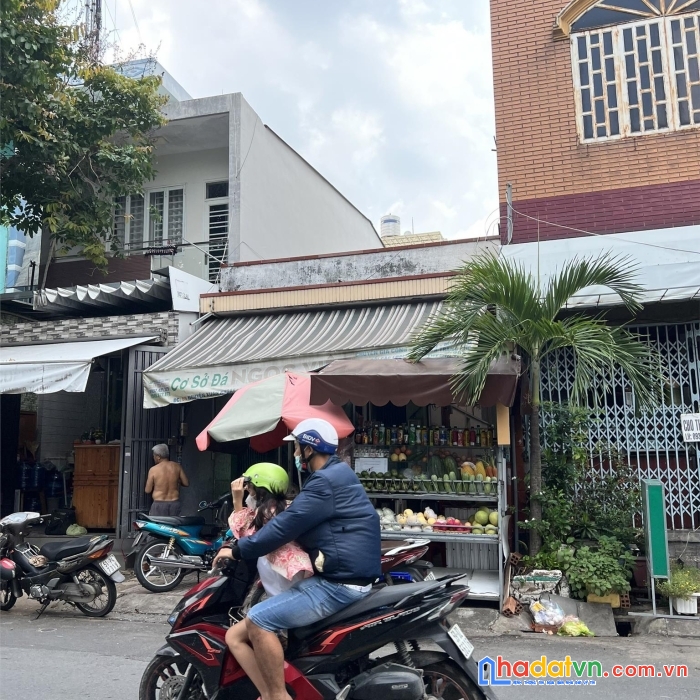 Mt vị trí đẹp, dt 4.6x25.3 xây dựng đủ. đường 16m. giá 14.2 tỷ tl