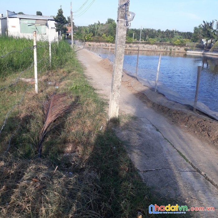 Chính chủ cần tiền gấp bán gấp lô đất full thổ cư, đã có sổ hồng 150m2