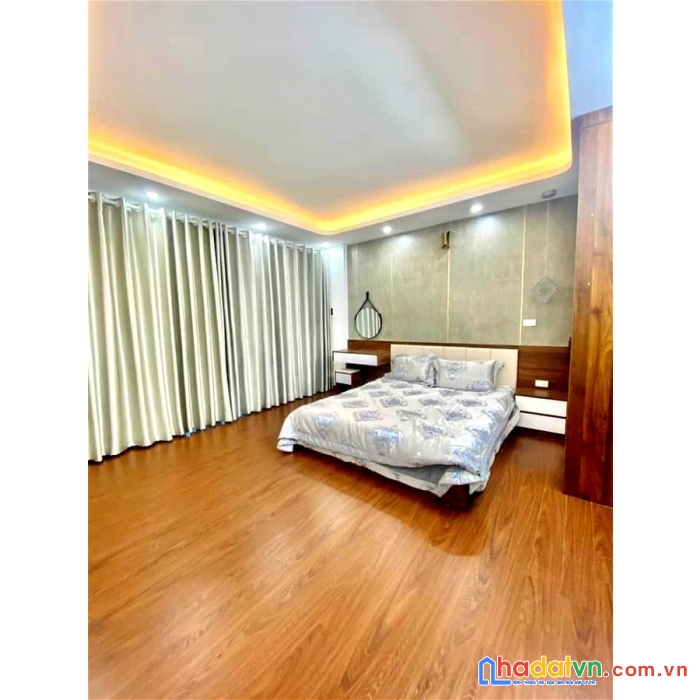 Bán nhà 65m2, 3tầng, mt5,3m, tiện kinh doanh tại nguyễn sơn