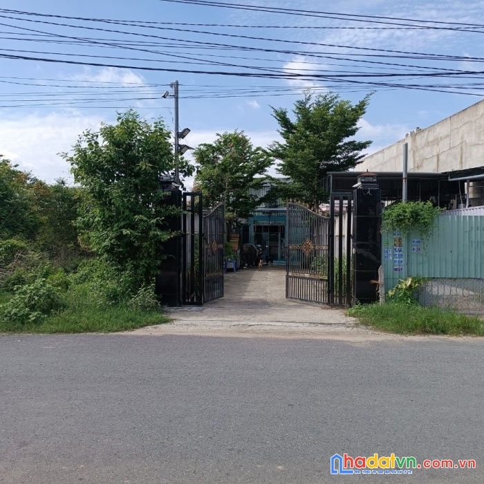 Chính chủ cần bán gấp căn nhà vị trí đẹp phường định hoà, thành phố thủ dầu một, bình dương