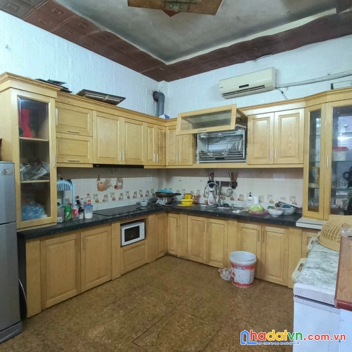 Bán nhà phố hạ đình vew hồ hạ đình ôtô 75m 4 tầng mt 4m chỉ 7 tỷ.