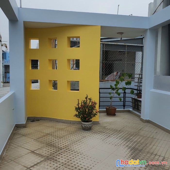 Bán nhà rẻ đẹp tôn đản ngang 4 nở hậu tài lộc 6mx 14 m- 3 tấm giảm 2,5 tỷ