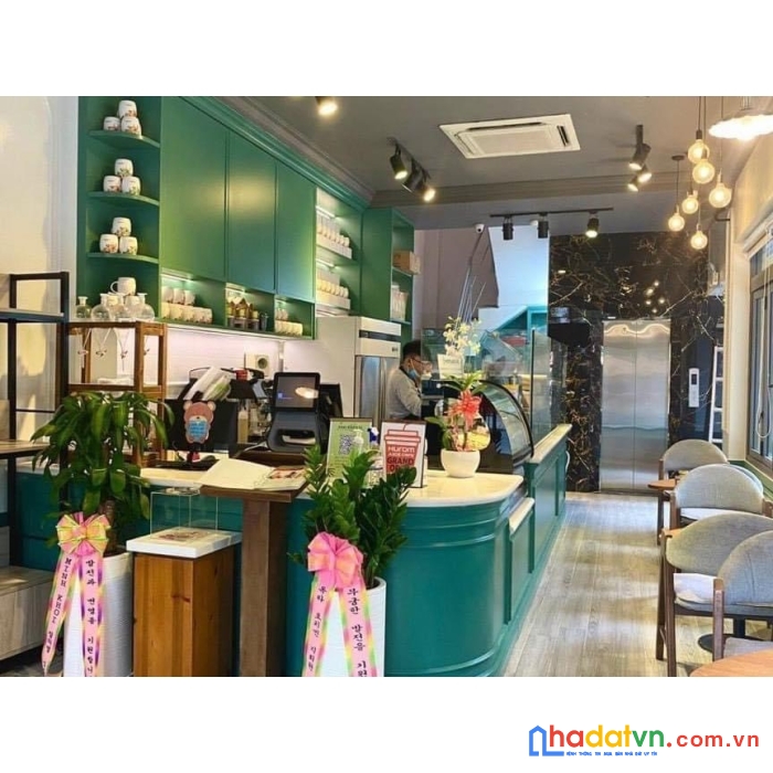 Cho thuê nhà góc 2 mặt tiền siêu vip gần hồ con rùa quận  3