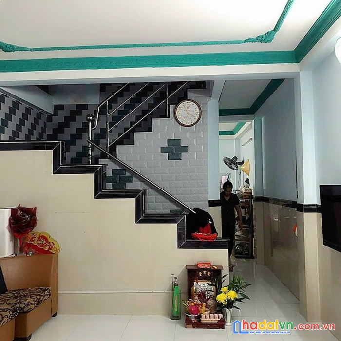 Hẻm 4.5m, sát mặt tiền,,4x13 dương quảng hàm p5, đúc thật, chủ ngộp