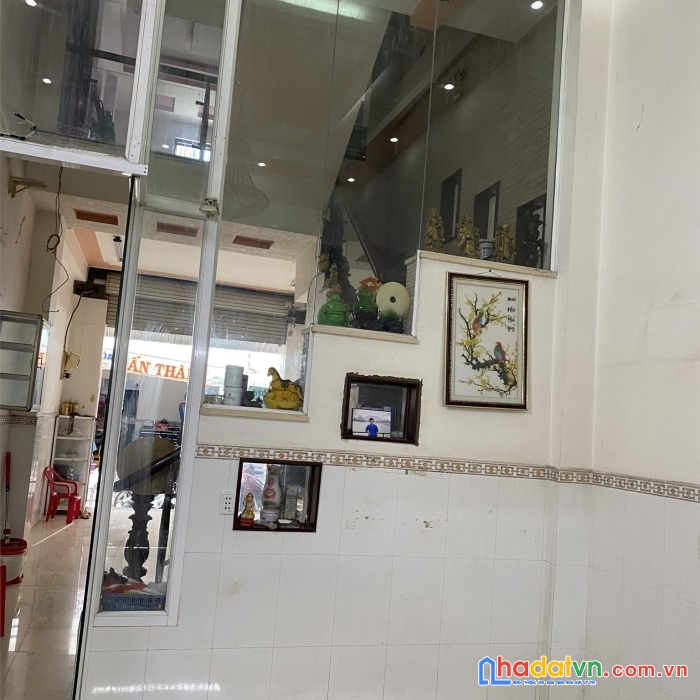 Bán nhà 2 mặt tiền - vị trí đẹp - giá cực rẻ tại huyện trà ôn - vĩnh long