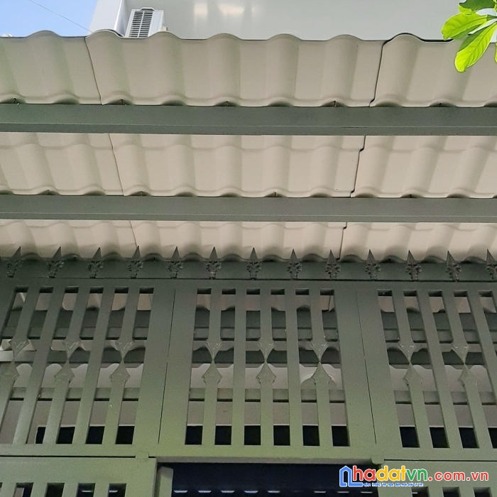 Nhà 3 tầng mới, hẻm ôtô đường tám danh p4q8. giá 6 tỷ tl