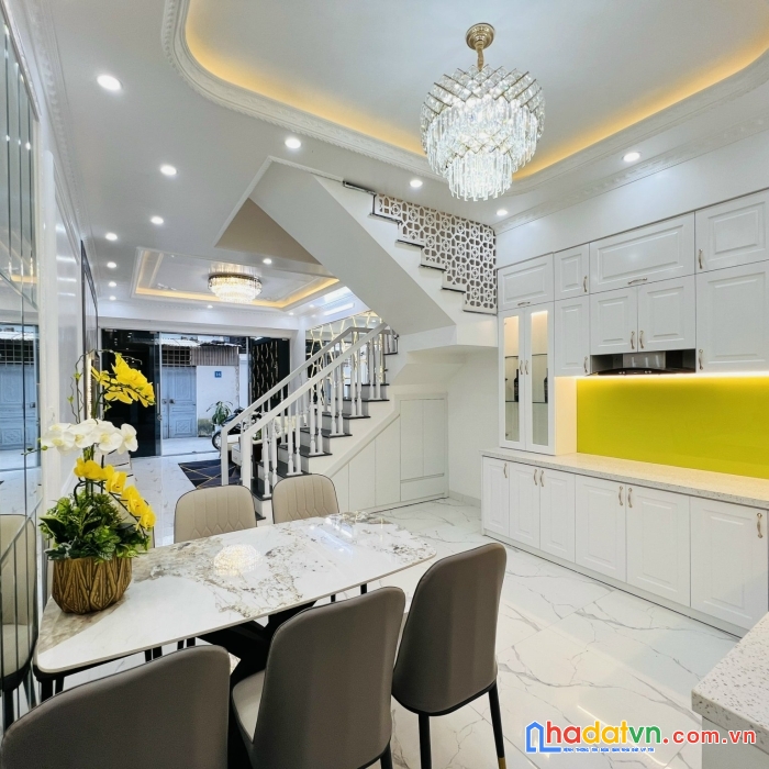 3.bán nhà thiên lôi 4 tầng đầy đủ nội thất cao cấp