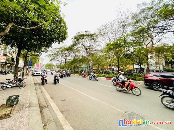 Bán nhà mặt phố xã đàn, ô chợ dừa, đống đa lô góc 3 thoáng kinh doanh nhỉnh 12 tỷ.