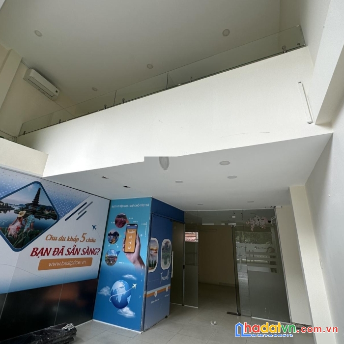 Cho thuê nhà mặt tiền đường hai chiều hoàng sa, phường tân định, quận 1.