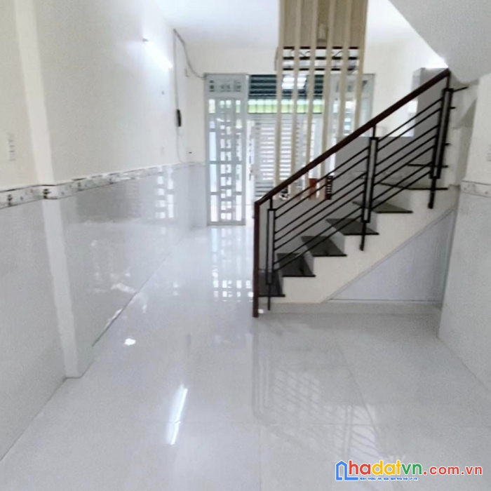 Chính chủ bán nhà 60m2 - nhà 1 sẹc hẻm thông thoáng - nguyễn sơn, tân phú - chỉ nhỉnh 3 tỷ
