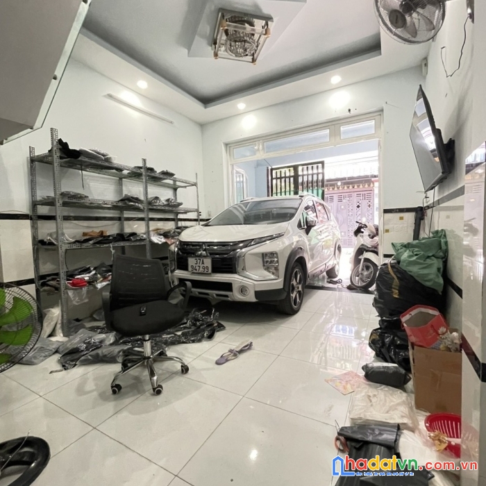 Bán nhà quận 12, hxh lê văn khương, 61m2, 2 tầng, ô tô ngủ trong nhà, chỉ 4 tỷ 1.